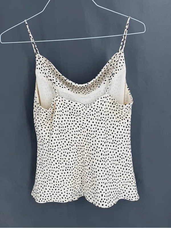 Skies are Blue NWT Adjustable Speckled Drape Sleeveless Satin Tank Top - Image 4