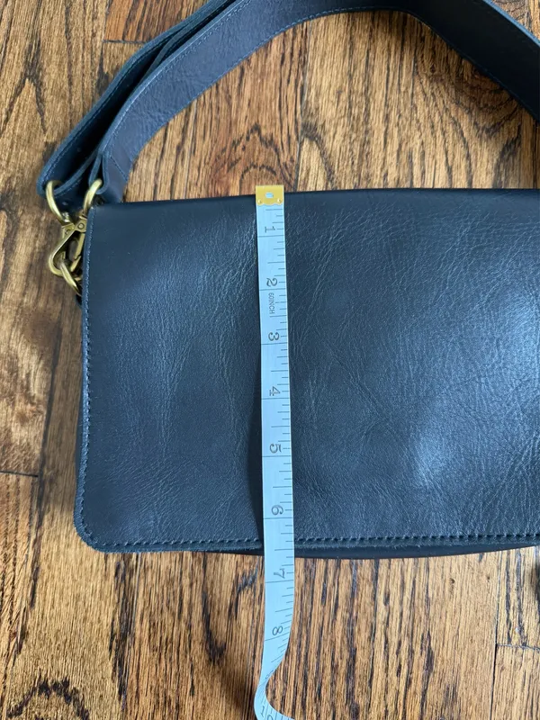 Madewell The Flap Convertible Crossbody Bag Black Leather Minimalist Travel - Image 10