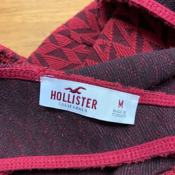 Hollister Fit & Flare Dress Womens Size Medium Red Geometric‎ Sleeveless Casual - Image 5