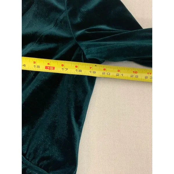 Gentle Fawn Caroline‎ velvet green blazer size medium - Image 7