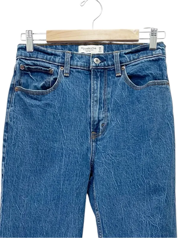 Abercrombie & Fitch 90s Relaxed Jeans 28 6R High Rise Straight Leg Medium Wash - Image 4