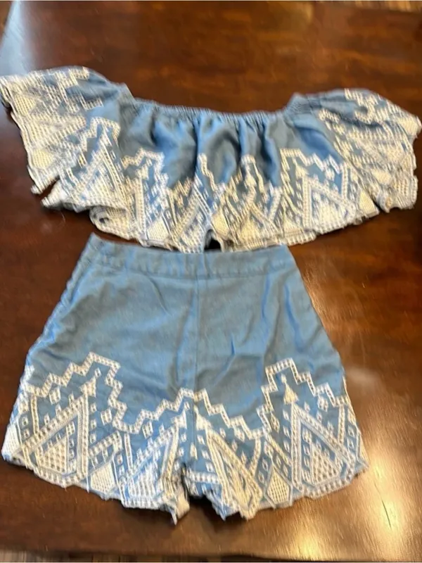 GB Blue/White Shorts with Side Zipper Size Small - Image 2