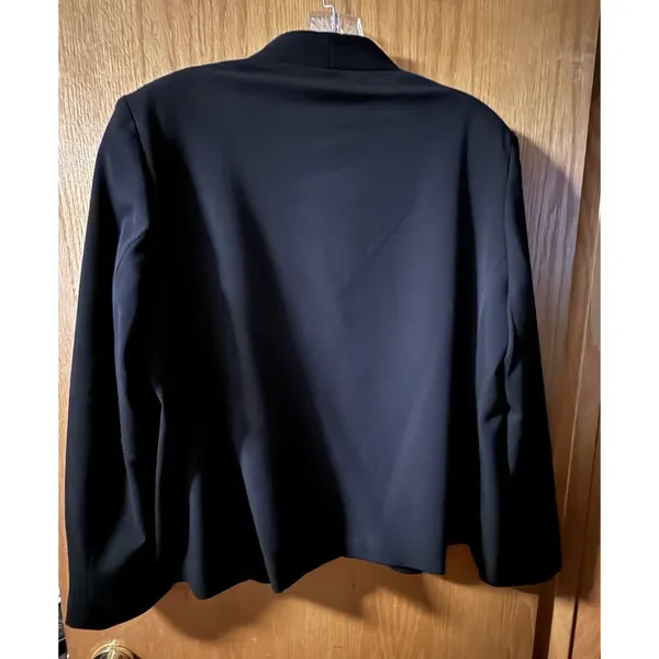 Investments Womens Size 16 Black 3 Button Front Pockets Blazer Suit Jacket Coat - Image 6