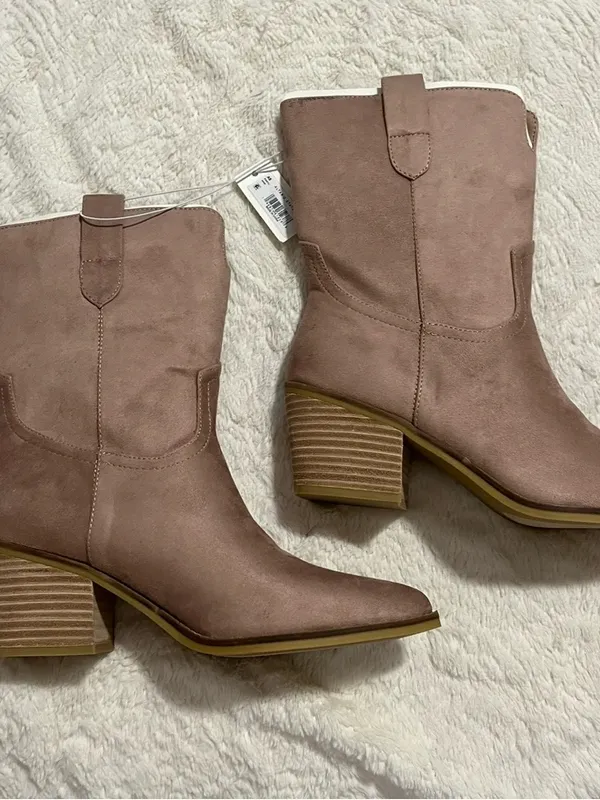 NEW Altar’d State Tan Suede Western Booties Size 8.5 NWT - Image 3
