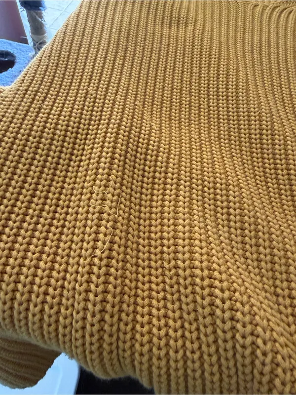 Jenni Kayne Gold Cabin Knit Sweater Medium - see notes - Image 8