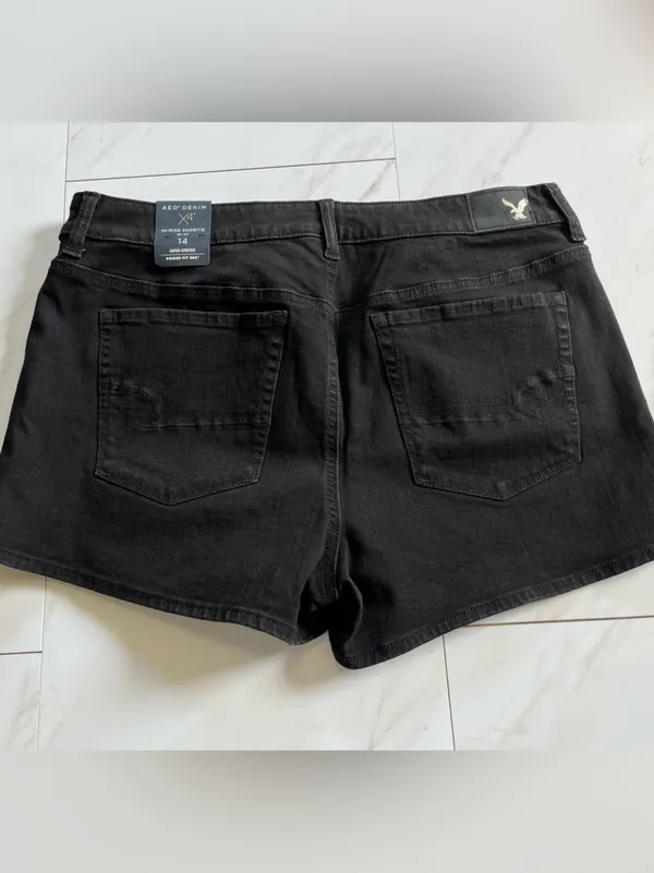 NWT American Eagle Power Fit 360 High Rise Shortie Stretch Black Denim Shorts 14 - Image 4