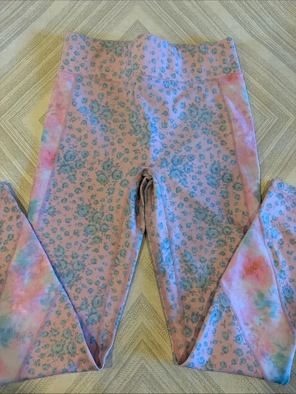 LoveShackFancy x Bandier Pink & Blue Floral Leggings Size M - Image 2