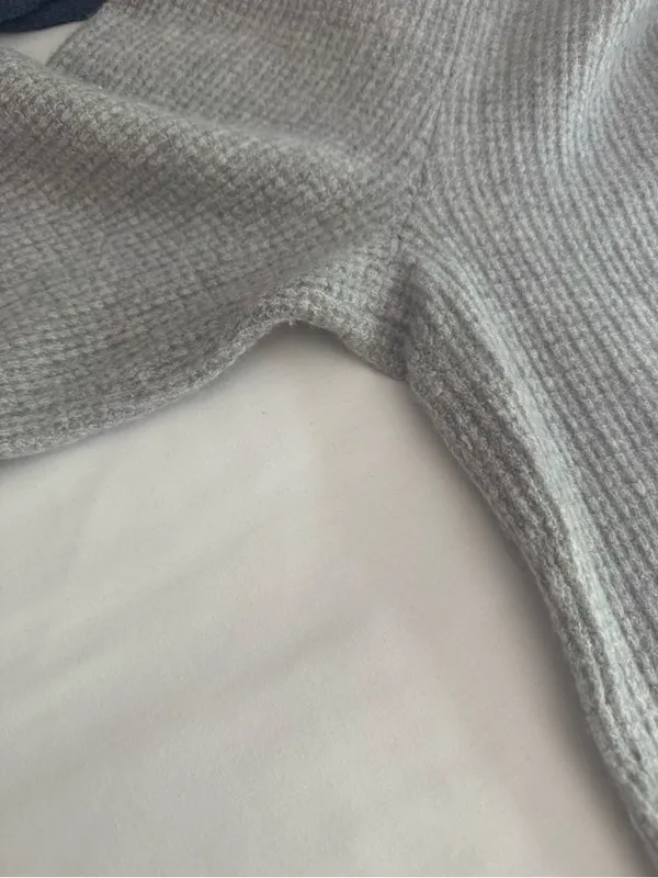 Alo Yoga cashmere high waist plush waffle athletic Heather grey pants Size XS - Image 6