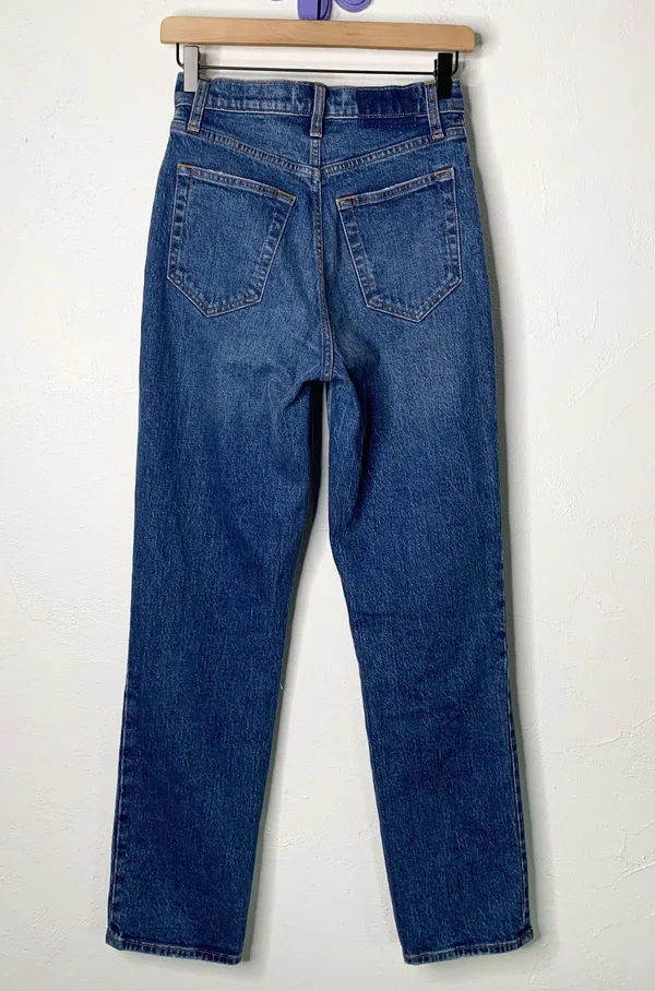 Abercrombie 26/2 Curve Love 90s Straight Ultra High Rise Jeans - Image 3