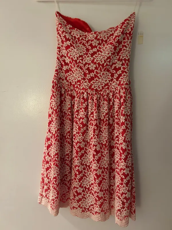 Red and White Alma Be Strapless Dress - Image 4