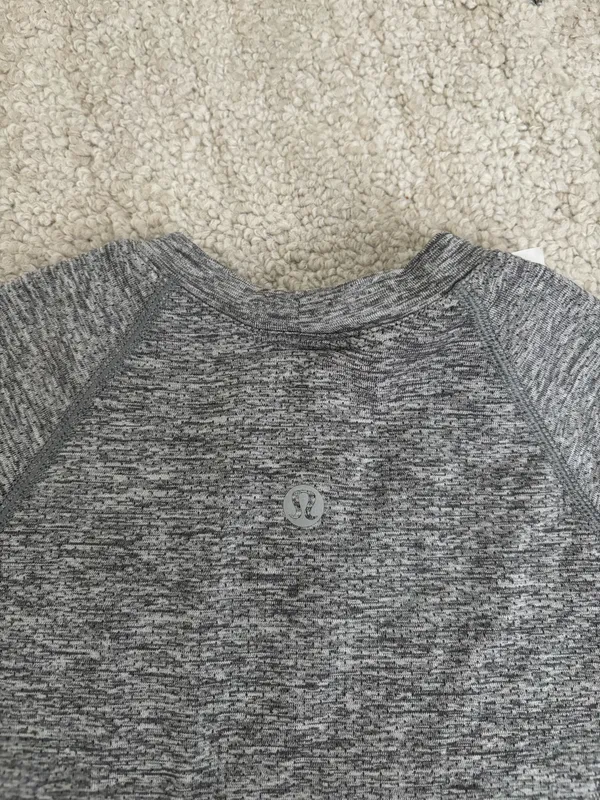 Lululemon Cropped Swiftly Tech Short Sleeve - Image 4