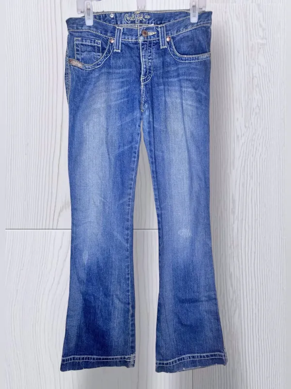 CRUEL GIRL Low Rise Slim Embroidered Pocket Bootcut Western Jeans | Medium Wash - Image 3