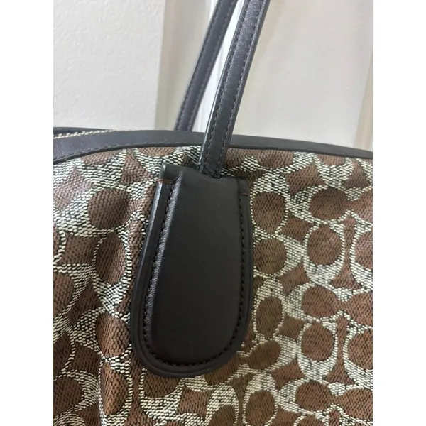 Coach F33504 Taxi Zip Top Tote In Signature Coated Canvas Women Bag Brown - Image 5
