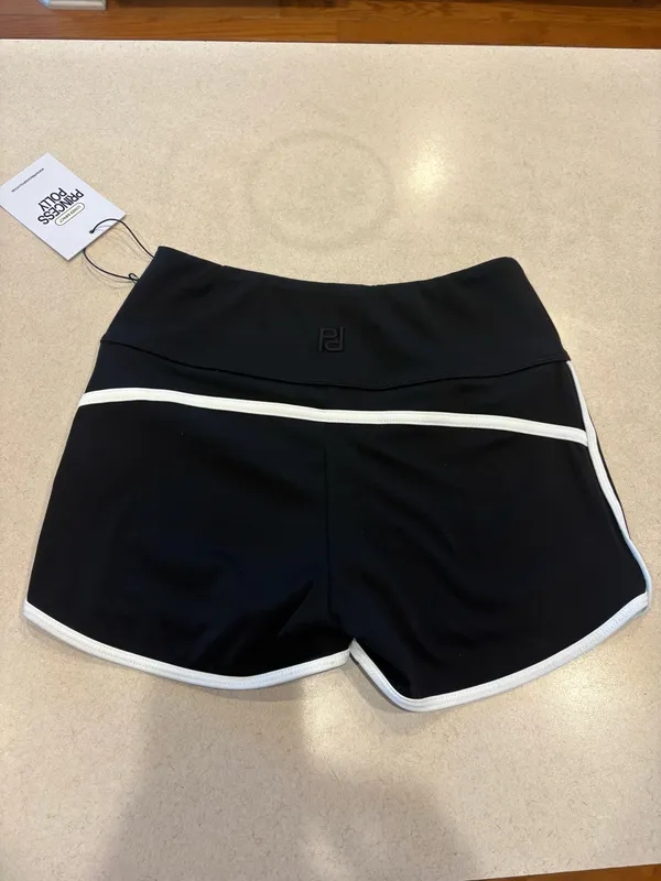 princess polly athletic shorts - Image 2