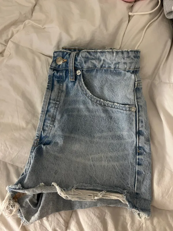 ZARA TRF High Rise Denim Shorts - Image 4