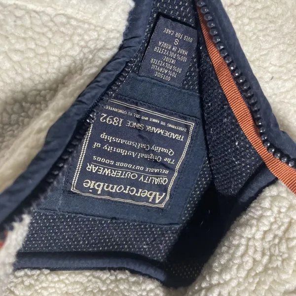Abercrombie Sherpa Fleece Vest Women's SZ Small Cream Navy Full Zip Pockets Y2K - Image 2