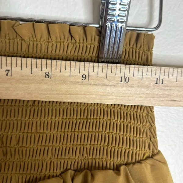 Offline by Aerie Women's Size S Real Me Smocked Running Tan Shorts‎ gym exercise - Image 5