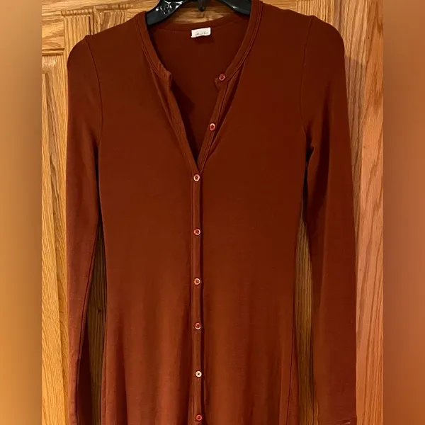 Aritzia Wilfred Free Button-Up‎ Knit Bodycon Midi Dress in Rich Chestnut Size XS - Image 2