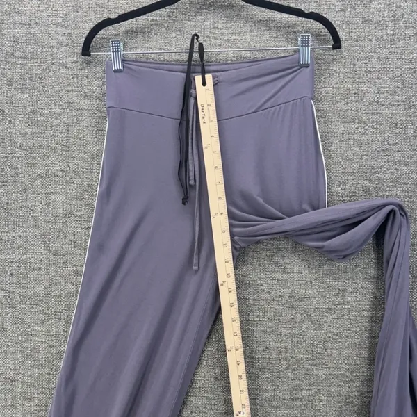 Shapeez Gray Bamboo Spandex Button Down Pajama Set Small Long Sleeve Wide Leg - Image 10