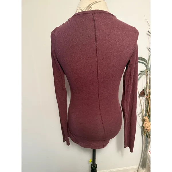 Lululemon Long‎ Sleeve Scoop Neck Shirt Burgundy Heathered Size Unknown Athletic - Image 3