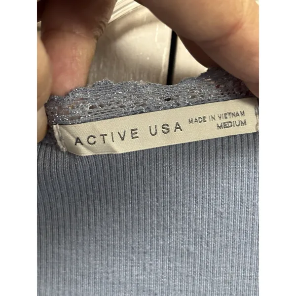 Active USA Blue Ribbed Long Sleeve Crop V Neck‎ Lace Trim Top Size Medium - Image 3