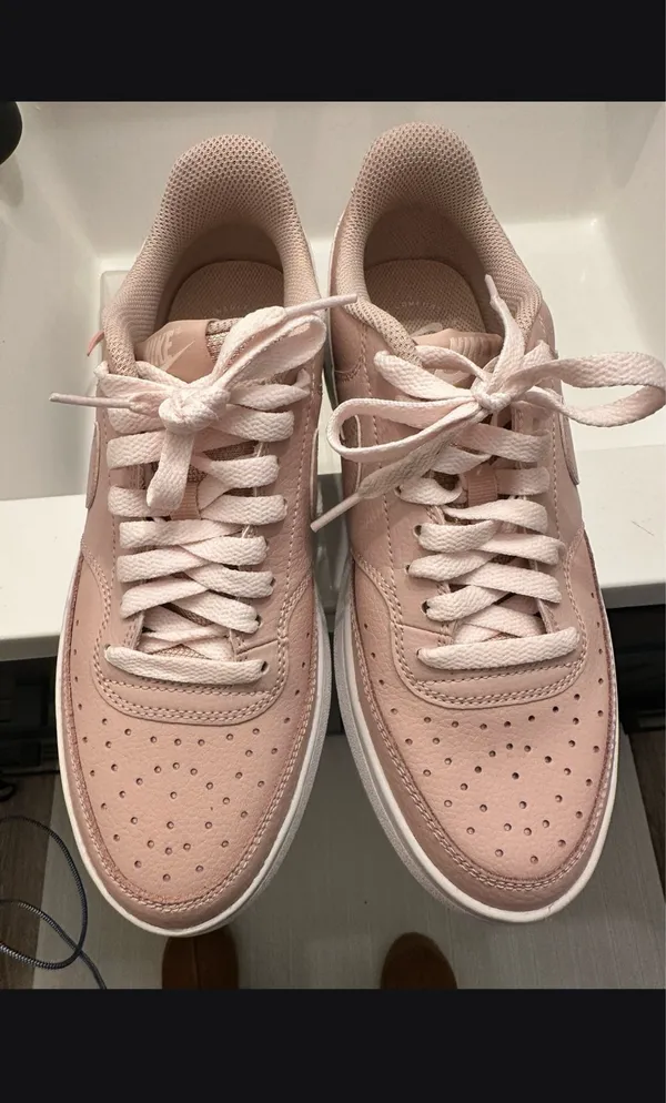 Nike Air Force 1 - Image 2