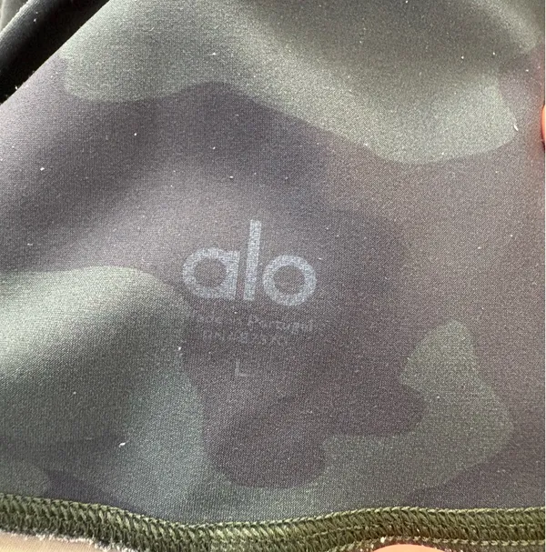 Alo Camo High-Waisted Yoga Vapor Leggings - Image 3