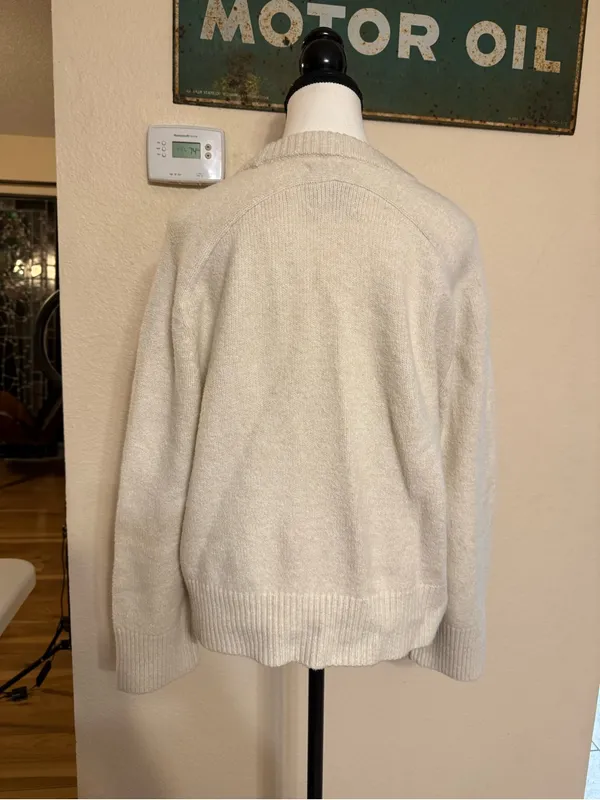 Abercrombie & Fitch crewneck knit sweater with bow in light grey small pullover - Image 4