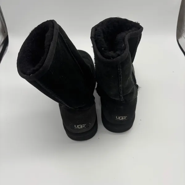 UGG Australia Classic Short II Black Suede Shearling Boots Women 9 - Image 4