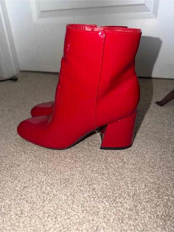 SHEIN Red Patent Block Heel Ankle Boots - Image 2