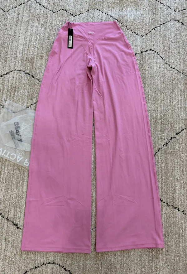 Oner Active SoftMotion™ Straight Leg Pants with White Logo | Rose Pink - S - Regular (Brand new ) - Image 2