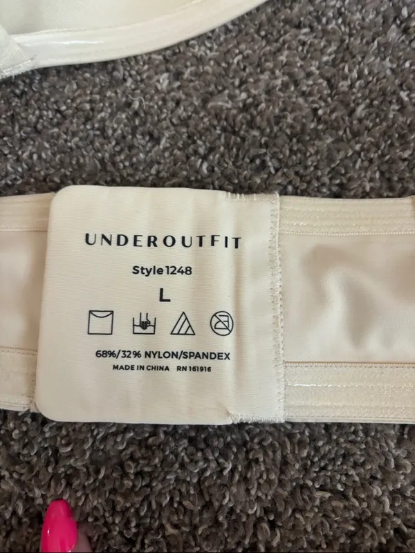 Lightweight Strapless Bandeau Bra - Image 3