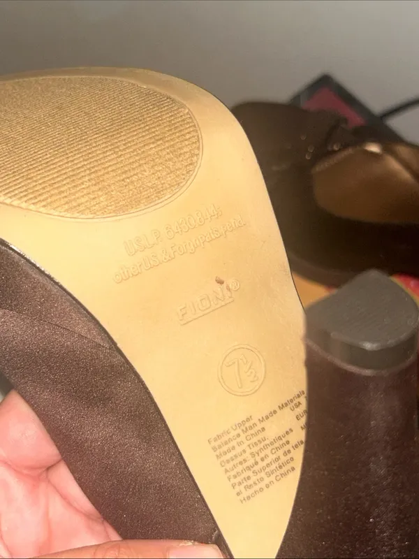 Vintage Cafe Hot Stuff Satin Brown Peep-Toe Slingback Heels Y2K ERA size 7.5 - Image 5