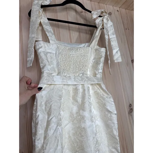 NWT Lulus Silvia Ivory Floral Jacquard Trumpet Midi Dress Banquet Wedding Sz XS - Image 6