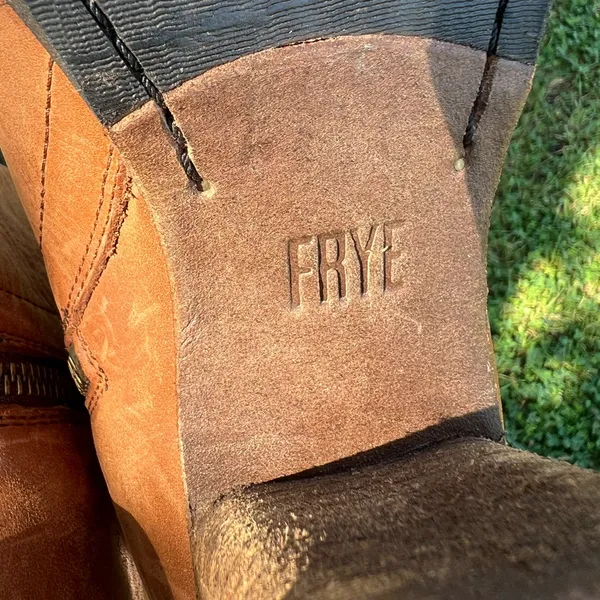 Frye Zip Ankle Booties Womens Brown Leather Size 8B - Image 9