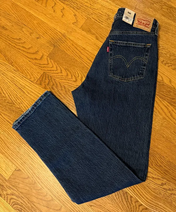 Levi's 501 Women's Straight Leg Blue Jeans size 29 x 32 - Image 5