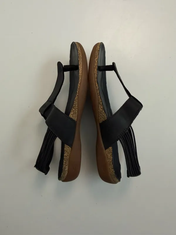 Keen Sandal Dauntless Posted Thong Leather Cork Comfort Travel Beach Blac - Image 7