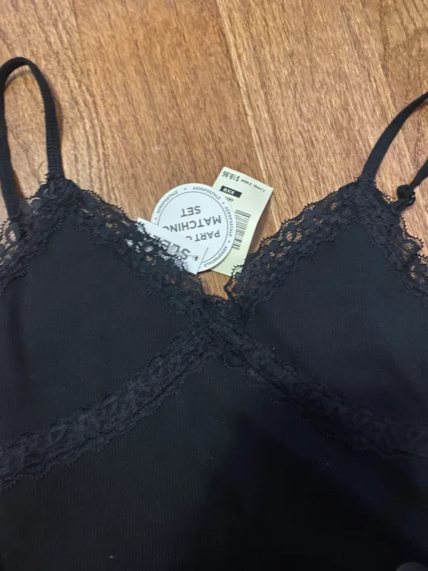 Aeropostale NWT black Crossover Lace Cropped Cami - Image 3
