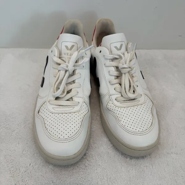 Veja V-Sneakers in Colorblock size 9 - Image 2