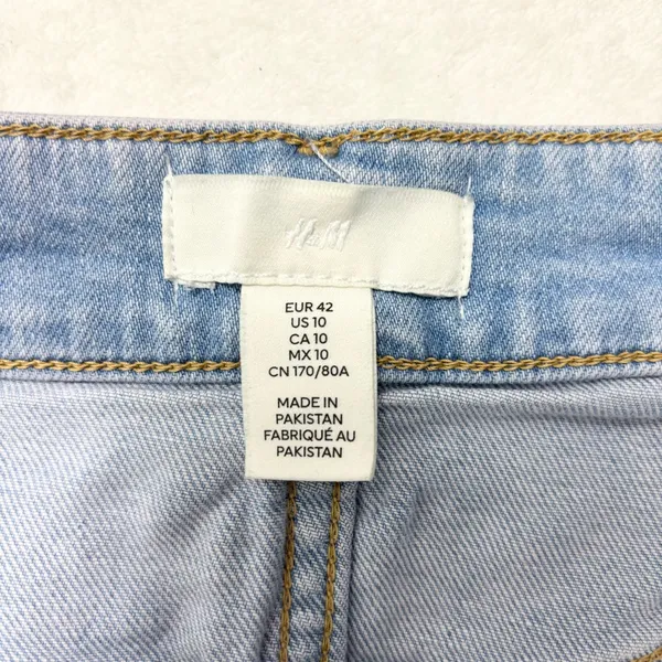 H&M Blue Jean Shorts Distressed‎ Frayed Hem Size 10 - Image 6