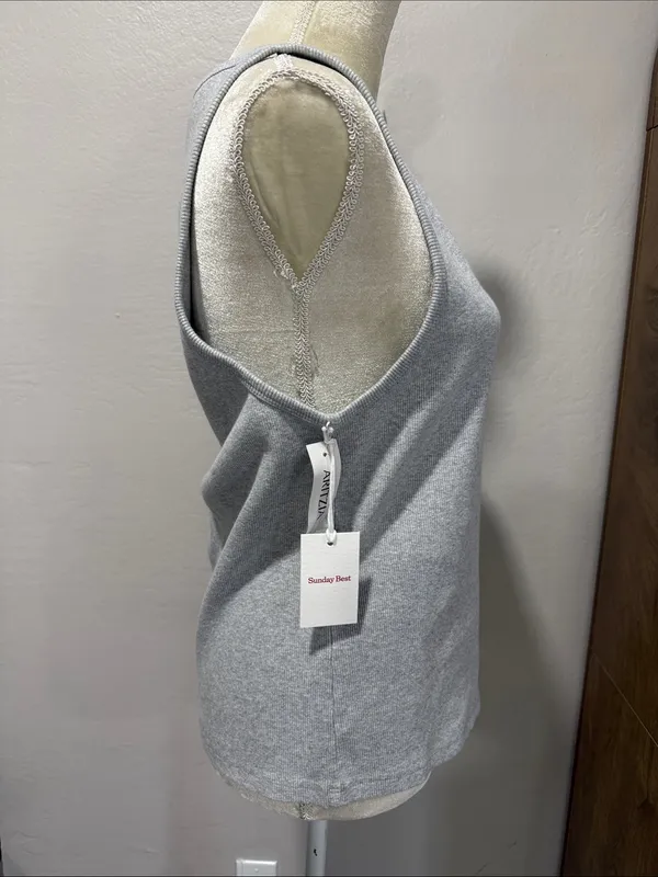 NWT Aritzia Sunday Best Light Gray Ribbed Scoop Neck Tank - Image 4