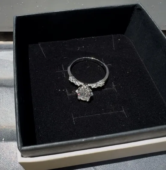 Ring Sterling Silver Moissanite - Image 3