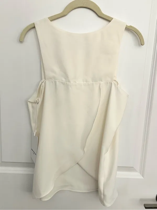 Amanda Uprichard Sleeveless Blouse NWT Size Small - Image 2