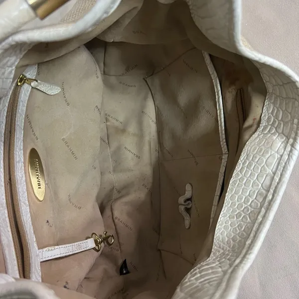 🤍 Brahmin Croc Embossed Leather & Woven Shoulder Bag Ivory 🤍✨ - Image 8