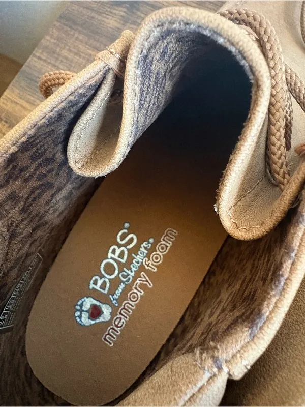 Skechers BOBS Chill Wedge Elevated Bliss Boots Tan Size 7.5 - Image 6