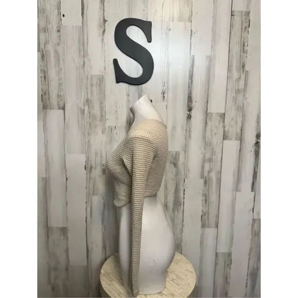 Tan long sleeve size small - Image 3