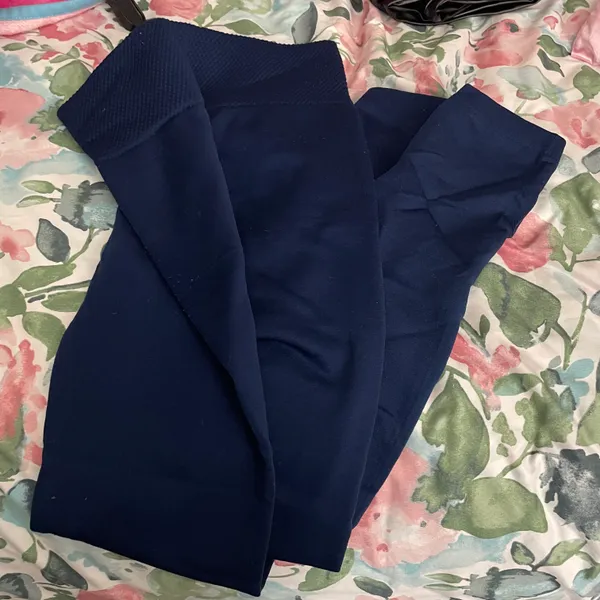 Amazon New Boutique Thermal Navy Blue Leggings. Size Small - Image 3