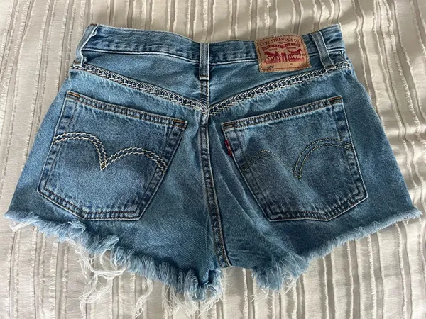 Levi’s 501 Shorts - Image 4