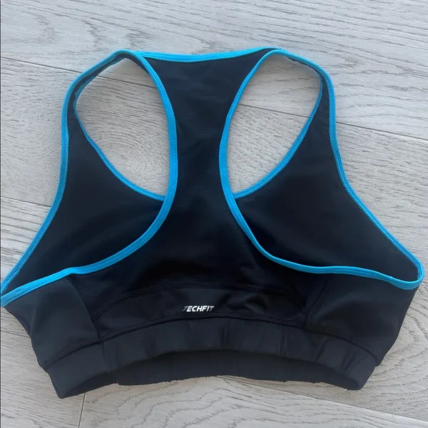 Adidas TECHFIT Black Size Large Sports Bra - Image 3