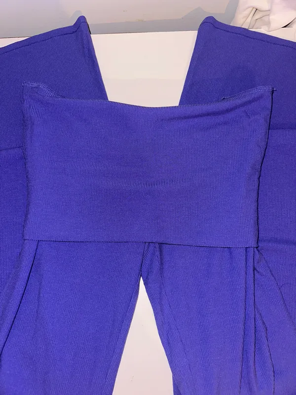 SKIMS Foldover Pants - Image 6